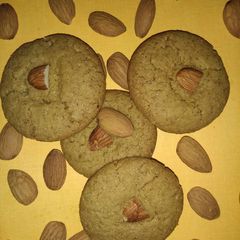 A picture of Ginger almond cookies.