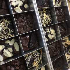 A picture of Brownies Panggang.