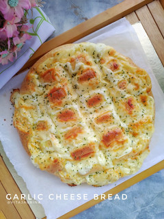 Foto resep Garlic Cheese Bread (Mozzarella)