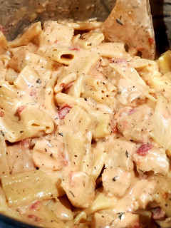 A picture of Easy Creamy Truscan Chicken and Pasta.