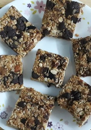 A picture of Granola bar.