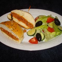 A picture of SLOPPY JOES. JON STYLE.