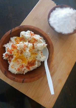 A picture of Rice khichu (Gujrati recipy).