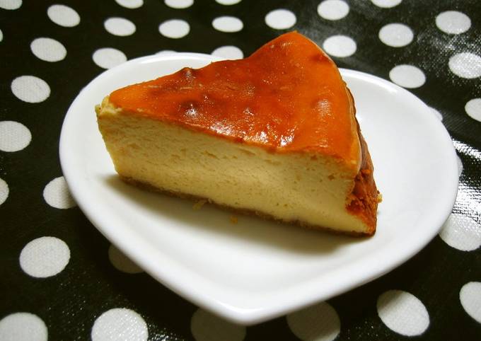 Super Easy Baked Cheesecake