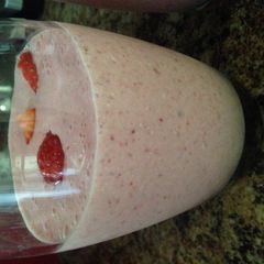 A picture of Strawberry Oat Smoothie.