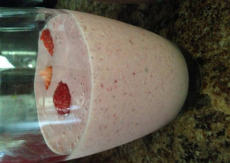 Steps to Prepare Any Night Of The Week Strawberry Oat Smoothie