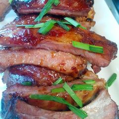A picture of Sticky spicy Ribs.