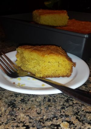 A picture of Honey cornbread.