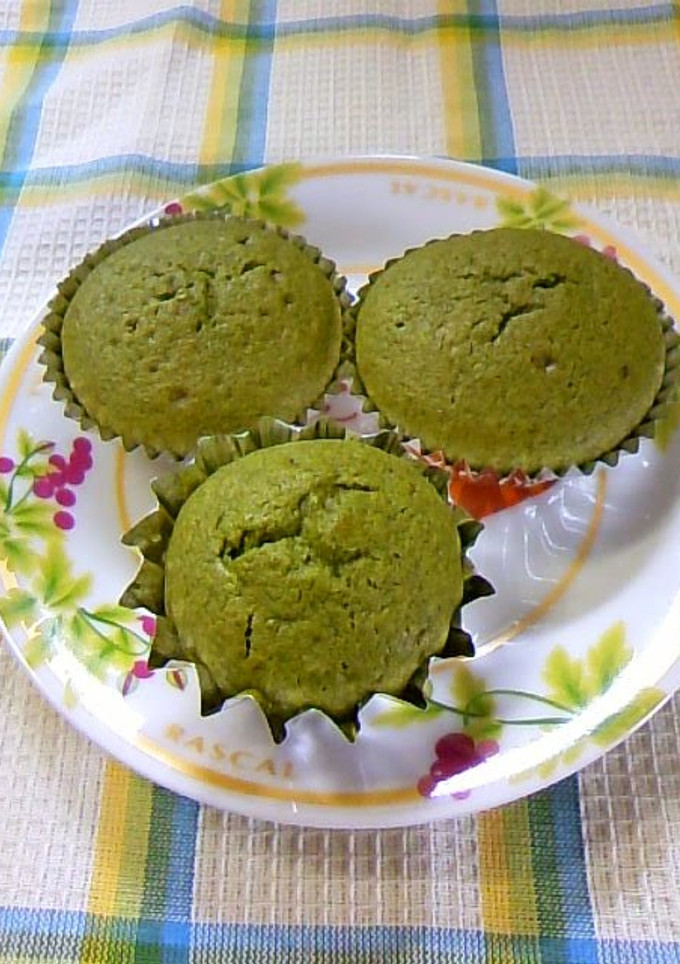 A picture of Matcha Muffins♡ with Pancake Mix.