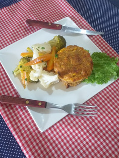 Una foto de Budín de atún con verduras a la mantequilla