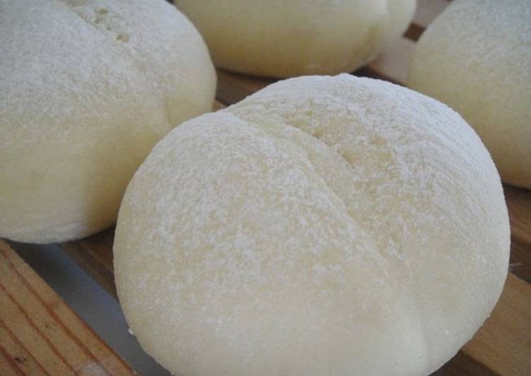 Steps to Make Any-night-of-the-week Homemade White Bread Rolls