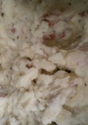 A picture of Garlic Mashed Potatoes.