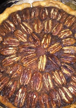 A picture of Amazing Pecan Pie.