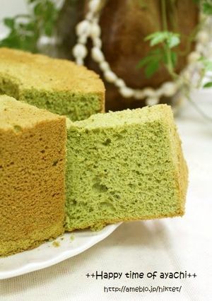 A picture of Oil-free Green Tea Chiffon Cake.