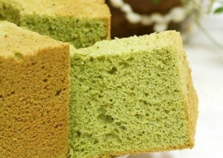 Recipe of Super Quick Homemade Oil-free Green Tea Chiffon Cake