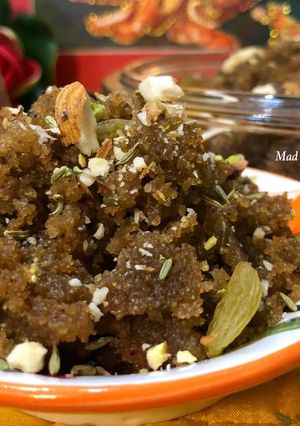 A picture of Sooji Gur Ka Halwa (Semolina Jaggery Pudding) – Healthy Dessert.