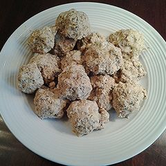 A picture of Basic Tender, Juicy Meatballs.