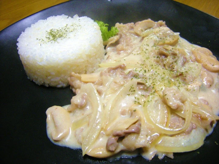 Simple Way Make Recipe Simple and Quick Beef Stroganoff that is So Delicious, So Delicious}
