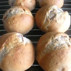 A picture of Red Wine Bread With Walnuts and Cream Cheese - Made in a Bread Machine.