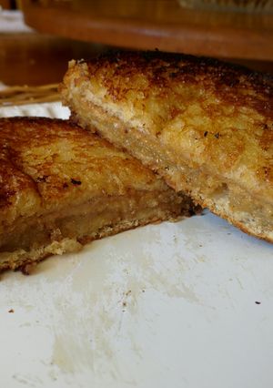A picture of Grilled Peanut Butter and Honey.