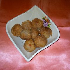 A picture of Yam Balls.
