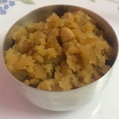 A picture of Instant moong dal halwa(sheera).