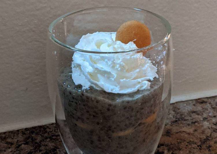 Steps to Make Quick Banana-Chia Pudding