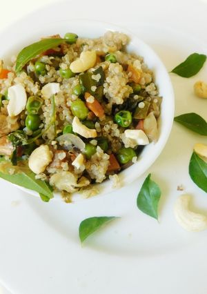 A picture of Veggie rich quinoa.
