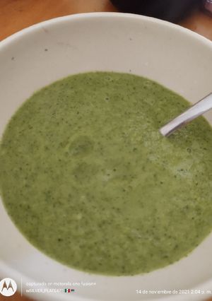 Una foto de Guacamole 🥑 fake