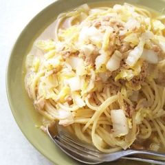 A picture of Tuna & Chinese Cabbage Soup Pasta.