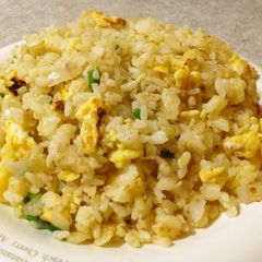 A picture of Crumbly Fried Rice.