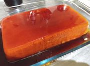 Una foto de vino tinto postres