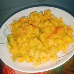 A picture of Peri Peri creamy macaroni.