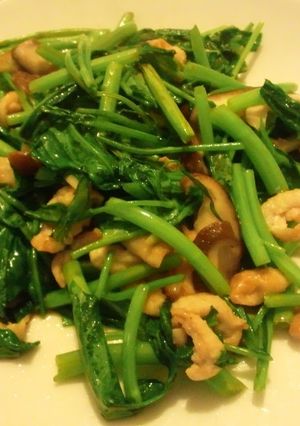 A picture of Stir-Fried Ong Choy (Chinese Water Spinach) with Leftover Chicken Skin.