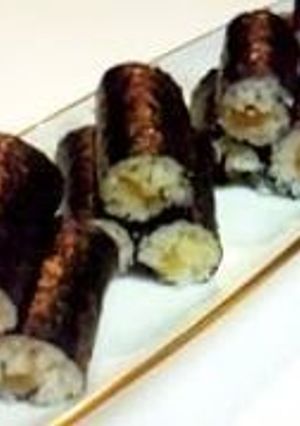 A picture of Homemade Kampyo (Dried Gourd) Rolls with a "Grown-Up" Flair.