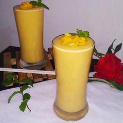 Banana Papaya Smoothies A picture of Banana Papaya Smoothies.