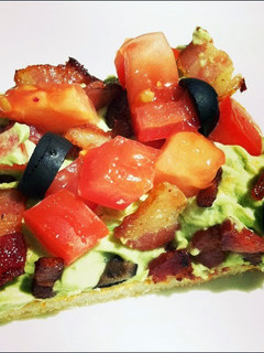 A picture of Guacamole BLT Squares.