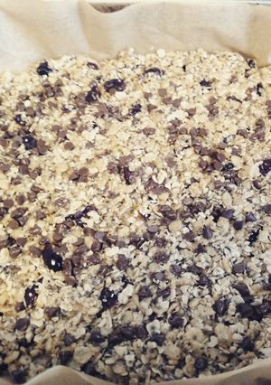 A picture of Gluten-free Granola Bars.