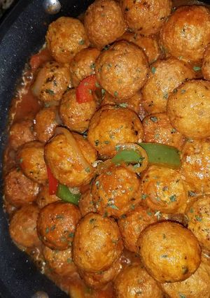 Una foto de Albóndigas de pollo en salsa