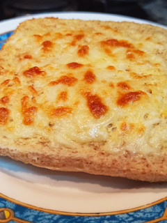 Una foto de Sándwich mixto al horno