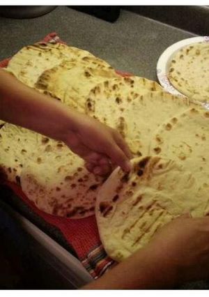 A picture of GRILLED FLAT BREAD.