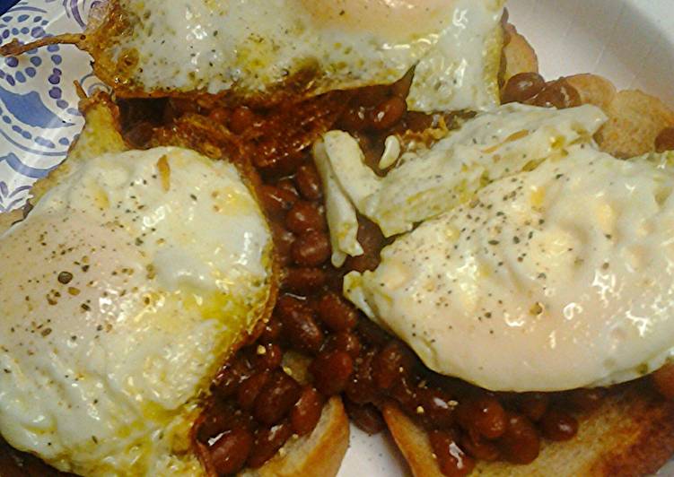 Easiest Way to Make Homemade Baked beans on toast with egg