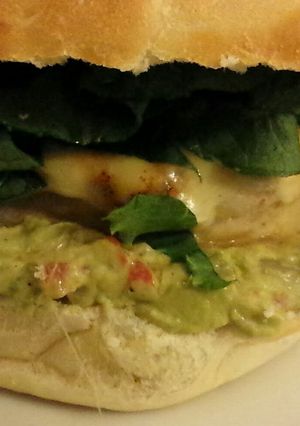 A picture of Chicken Avocado Sandwich.