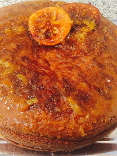 Una foto de Bizcocho con mermelada de naranja de la Visi