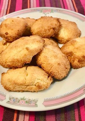 Una foto de Galletas de coco, sin harina (keto)