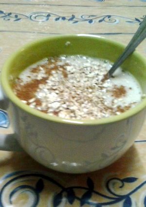 A picture of banana soya yogurt smoothie (lactose free).