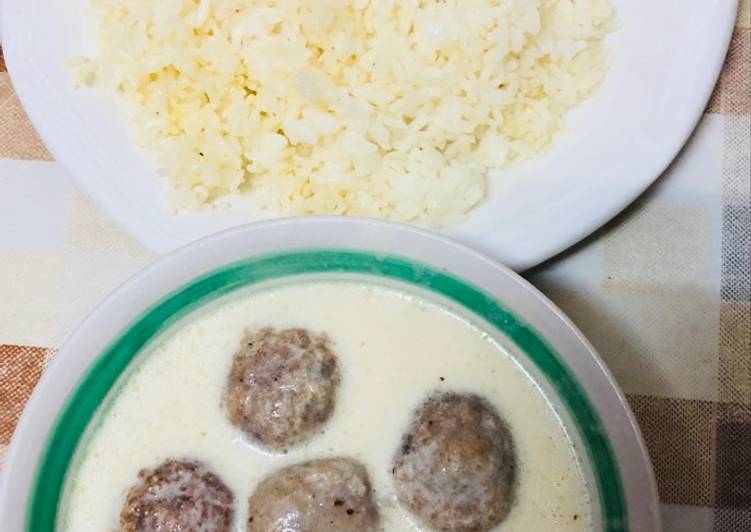 كبه باللبن مع الأرز روعه