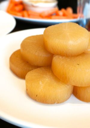 A picture of How To Choose and Prepare Daikon Radishes.