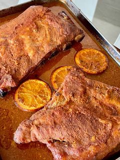 Una foto de Costillar de cerdo a la naranja