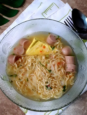 Cara Mudah Membuat Resep Bi-Mi kuah sosis tahu yang Sempurna Anti Ribet, Menggugah Selera